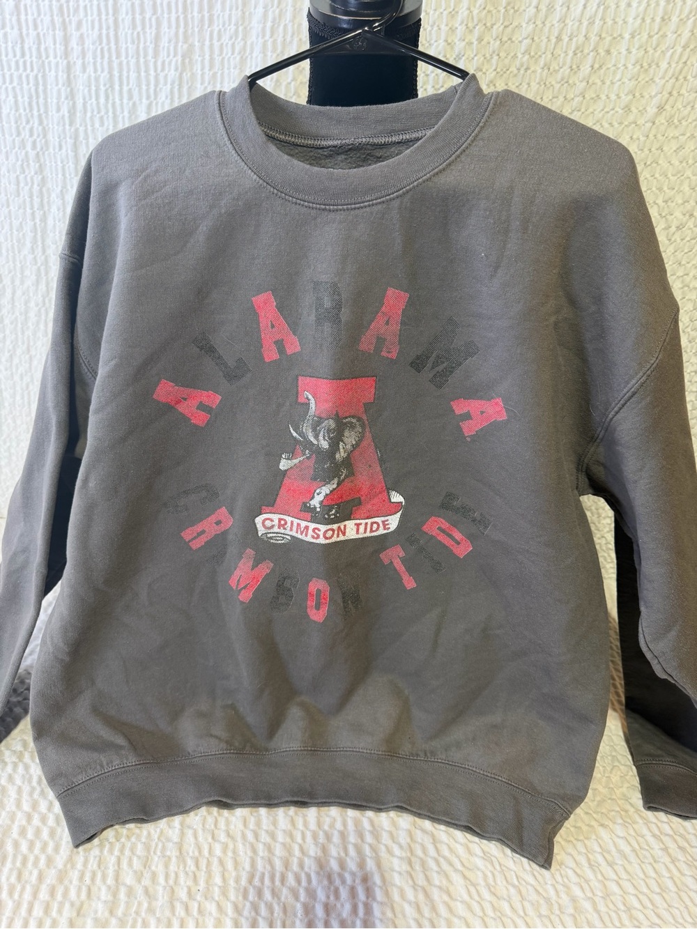 Crimson Tide Graphic Crewneck Sweatshirt - Gray with Red Logo